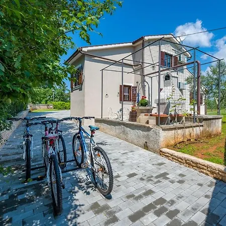 House Zara Casa de Férias Marčana