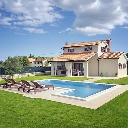 Zara Holiday home