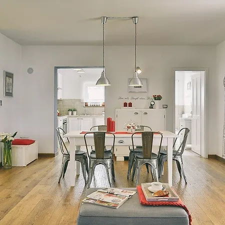 Zara Holiday home